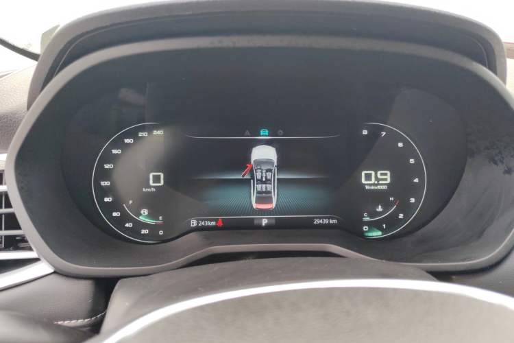 Used Roewe i5 2020 1.5L Automatic 4G Connect Luxury Flagship Edition Instrument Cluster