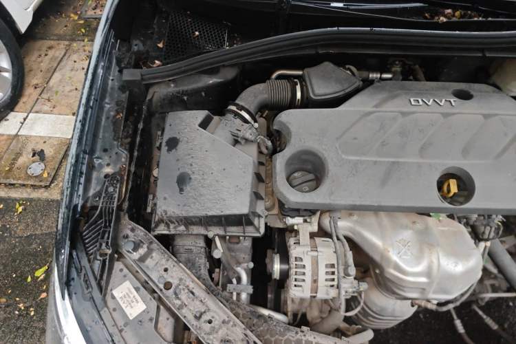Used Roewe i5 2019 1.5L Automatic 4G Connected Linghao Flagship Edition Engine Bay Right