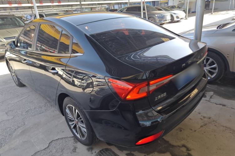 Used Roewe i5 2019 1.5L Manual 4G Connect Leehao Flagship Edition Exterior 3