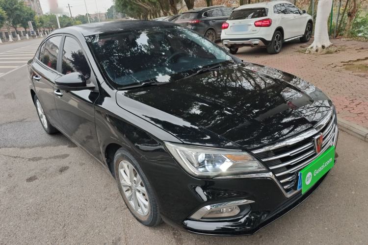 Used Roewe i5 2019 1.5L Automatic 4G Connected Langyue Edition Front Right 45 Deg