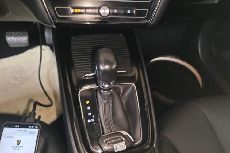 Used Roewe i5 2019 1.5L Automatic 4G Connected Langyue Edition Gear Lever