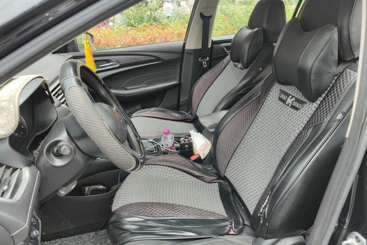 Used Roewe i5 2019 1.5L Automatic 4G Connected Langyue Edition Left Front Seat