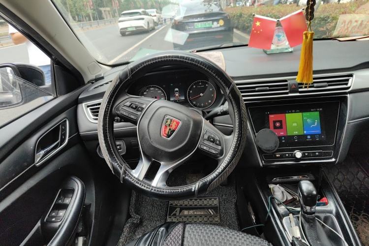 Used Roewe i5 2019 1.5L Automatic 4G Connected Langyue Edition Steering Wheel