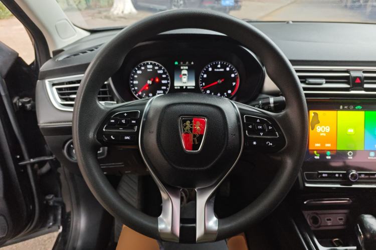 Used Roewe i5 2019 1.5L Automatic 4G Connected Langyue Edition Steering Wheel