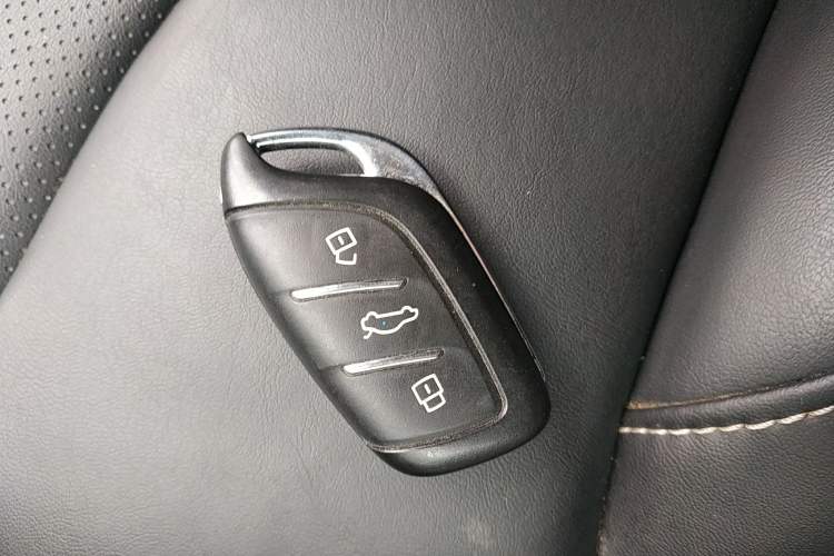 Used Roewe i5 2019 1.5L Manual 4G Connectable Langhao Edition Vehicle Key
