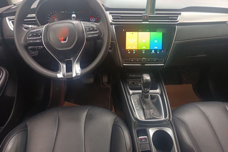 Used Roewe i5 2019 20T Automatic 4G Connected Supercharged Flagship Edition Center Console
