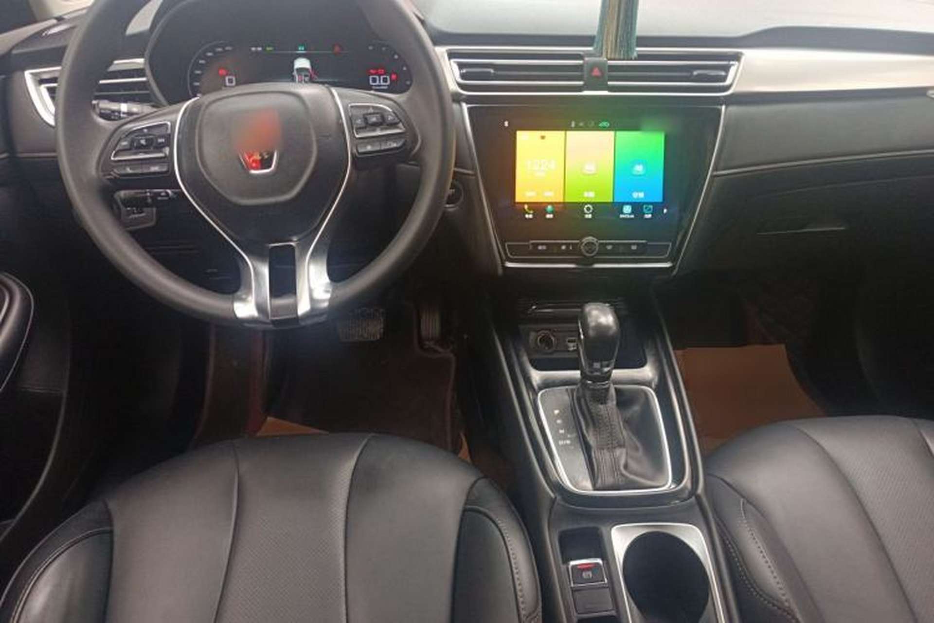 Used Roewe i5 2019 20T Automatic 4G Connected Supercharged Flagship Edition Center Console