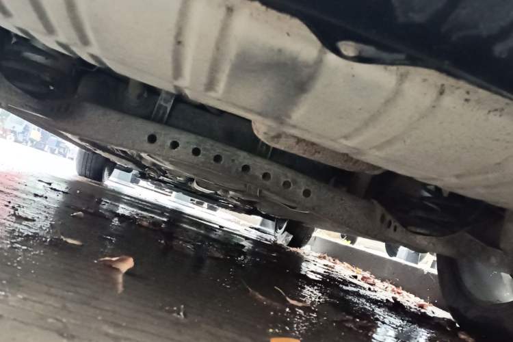 Used Roewe i5 2019 20T Automatic 4G Connected Supercharged Flagship Edition Chassis Rear