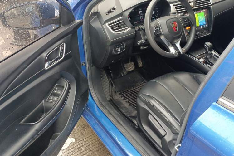 Used Roewe i5 2019 20T Automatic 4G Connected Supercharged Flagship Edition Driver Seat