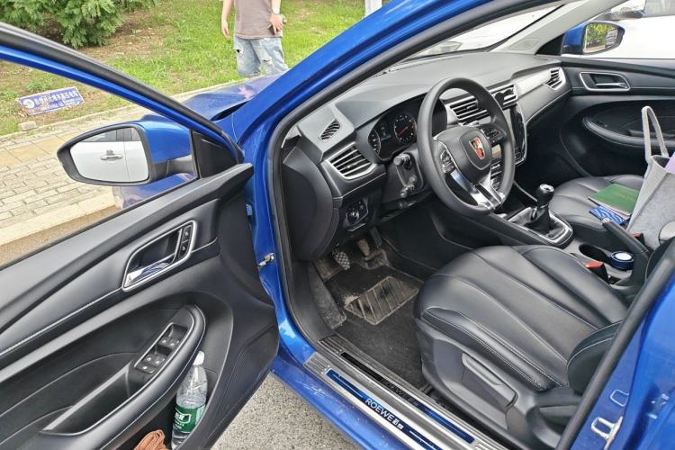 Used Roewe i5 2019 1.5L Manual 4G Connectable Langhao Edition Driver Seat