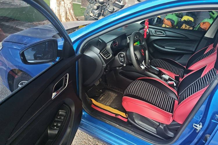 Used Roewe i5 2019 1.5L Automatic 4G Connected Langhao Edition Driver Seat