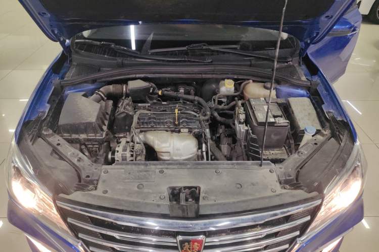 Used Roewe i5 2019 1.5L Manual 4G Connected Langyue Edition Engine Bay