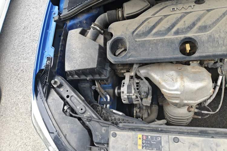 Used Roewe i5 2019 1.5L Manual 4G Connectable Langhao Edition Engine Bay Right