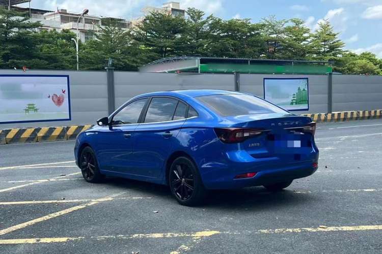 Used Roewe i5 2019 GL 20T Automatic 4G Connected & Ultra-Cool Play Edition Exterior 3