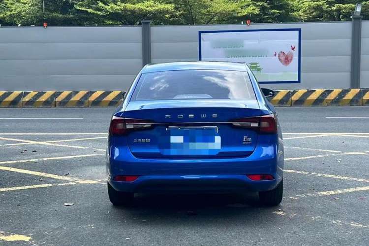 Used Roewe i5 2019 GL 20T Automatic 4G Connected & Ultra-Cool Play Edition Exterior 4