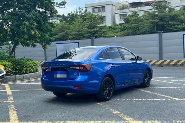 Used Roewe i5 2019 GL 20T Automatic 4G Connected & Ultra-Cool Play Edition Exterior 5