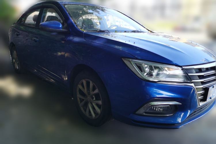 Used Roewe i5 2019 1.5L Manual 4G Connected Langyue Edition Front Right 45 Deg