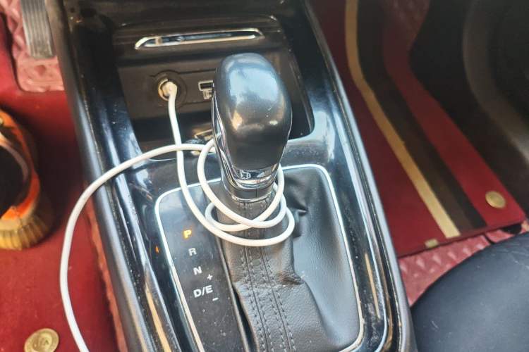 Used Roewe i5 2019 1.5L Automatic 4G Connected Linghao Edition Gear Lever
