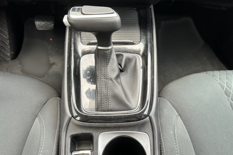 Used Roewe i5 2019 1.5L Automatic 4G Connected Linghao Edition Gear Lever