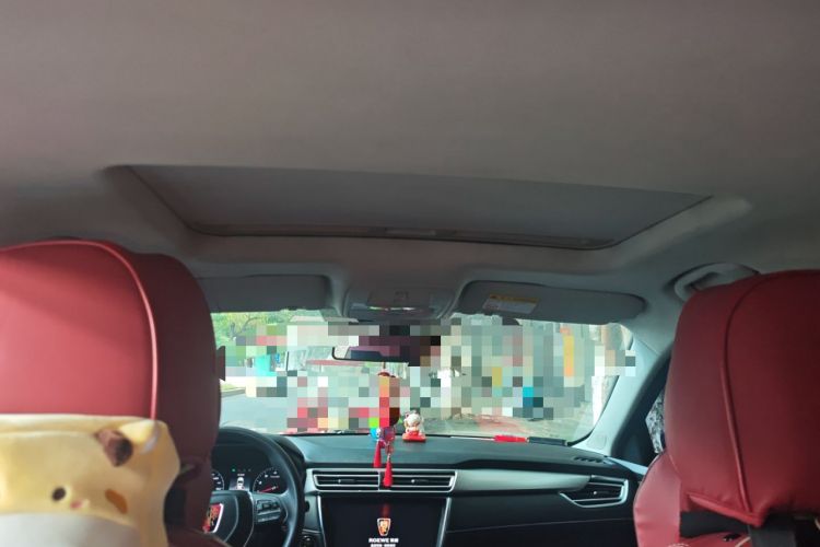 Used Roewe i5 2019 1.5L Automatic 4G Connected Langhao Edition Headliner