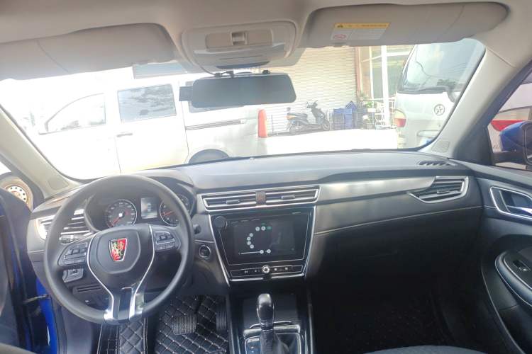 Used Roewe i5 2019 1.5L Automatic 4G Connected Langyue Edition Headliner