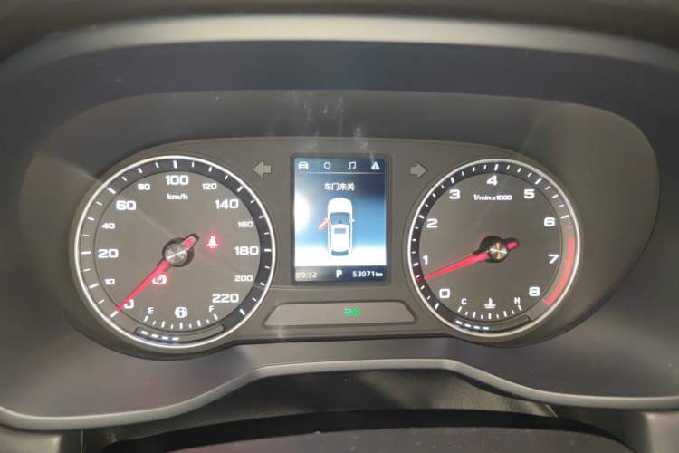Used Roewe i5 2019 1.5L Automatic 4G Connected Langhao Edition Instrument Cluster