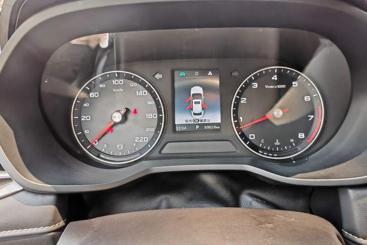 Used Roewe i5 2019 1.5L Automatic 4G Connected Langyue Edition Instrument Cluster