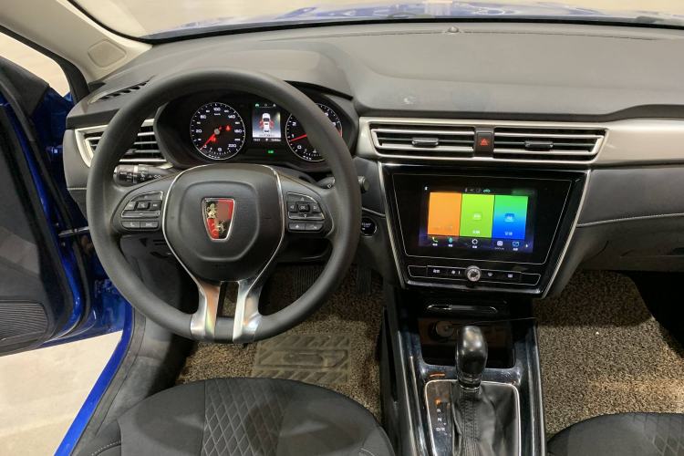 Used Roewe i5 2019 1.5L Automatic 4G Connected Langyue Edition Interior 2
