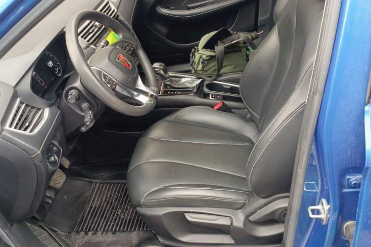 Used Roewe i5 2019 20T Automatic 4G Connected Supercharged Flagship Edition Left Front Seat