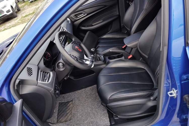 Used Roewe i5 2019 1.5L Manual 4G Connected Langyue Edition Left Front Seat