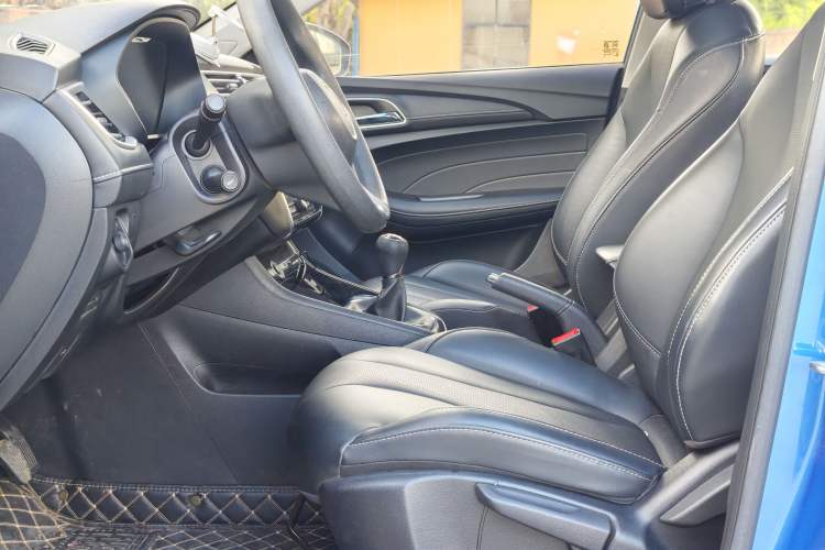 Used Roewe i5 2019 1.5L Manual 4G Connect Leehao Flagship Edition Left Front Seat