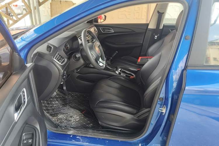 Used Roewe i5 2019 1.5L Automatic 4G Connected Langyue Edition Left Front Seat