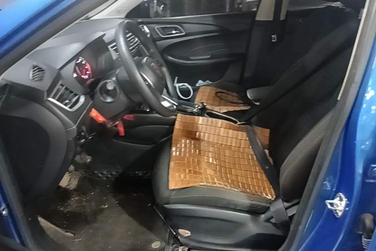 Used Roewe i5 2019 1.5L Automatic 4G Connected Linghao Edition Left Front Seat
