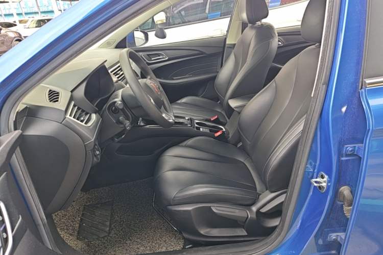 Used Roewe i5 2019 GL 20T Automatic 4G Connected & Ultra-Cool Play Edition Left Front Seat
