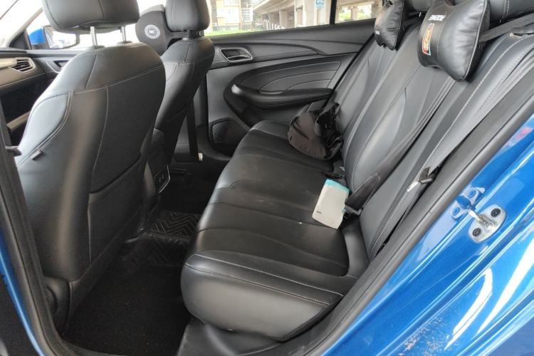 Used Roewe i5 2019 1.5L Automatic 4G Connected Linghao Flagship Edition Left Rear Seat