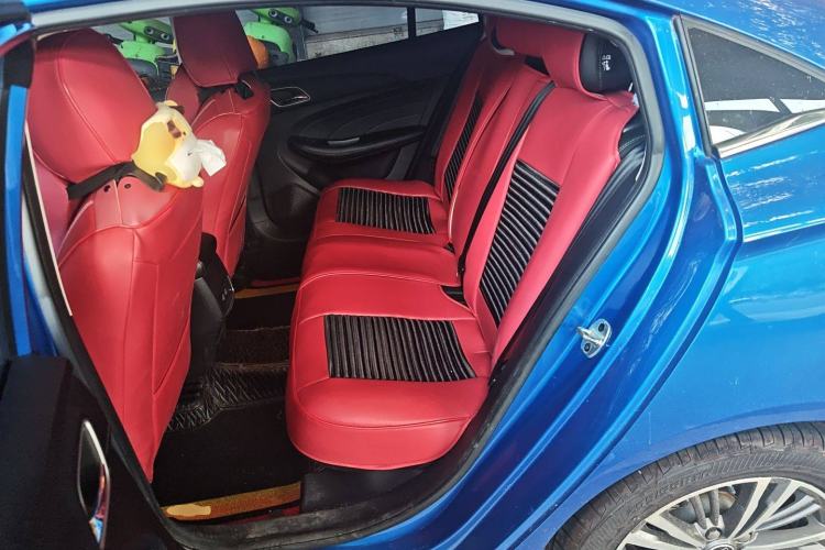 Used Roewe i5 2019 1.5L Automatic 4G Connected Langhao Edition Left Rear Seat