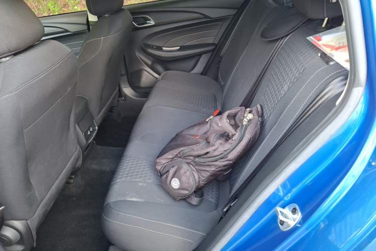 Used Roewe i5 2019 1.5L Manual 4G Connected Langyue Edition Left Rear Seat