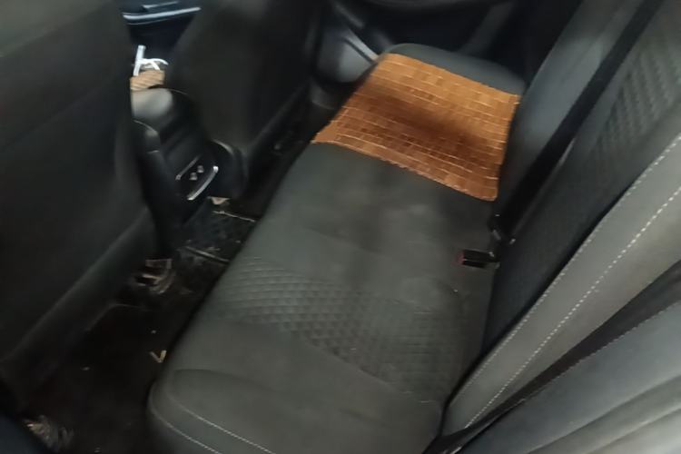 Used Roewe i5 2019 1.5L Automatic 4G Connected Linghao Edition Left Rear Seat