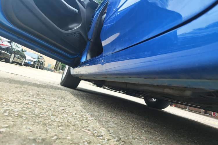 Used Roewe i5 2019 1.5L Automatic 4G Connected Linghao Edition Left Side Sill
