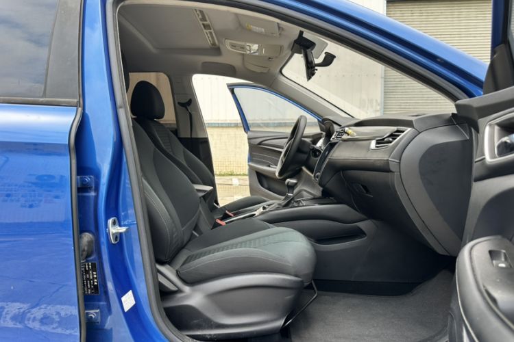 Used Roewe i5 2019 1.5L Automatic 4G Connected Linghao Edition Right Front Seat