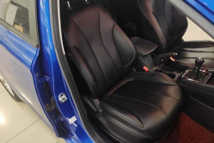 Used Roewe i5 2019 1.5L Manual 4G Connected Langyue Edition Right Front Seat