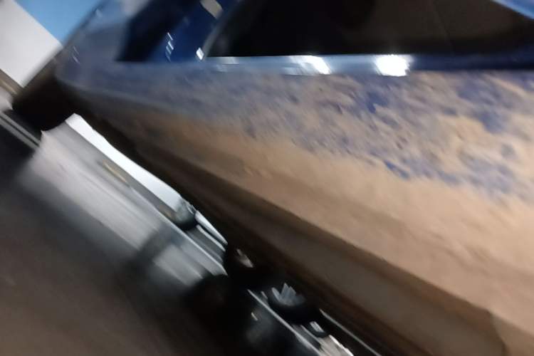 Used Roewe i5 2019 1.5L Automatic 4G Connected Linghao Edition Right Side Sill