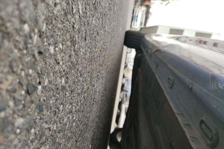 Used Roewe i5 2019 1.5L Manual 4G Connectable Langhao Edition Right Side Sill