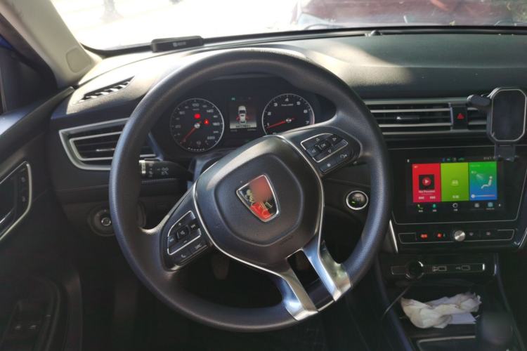 Used Roewe i5 2019 1.5L Manual 4G Connected Langyue Edition Steering Wheel
