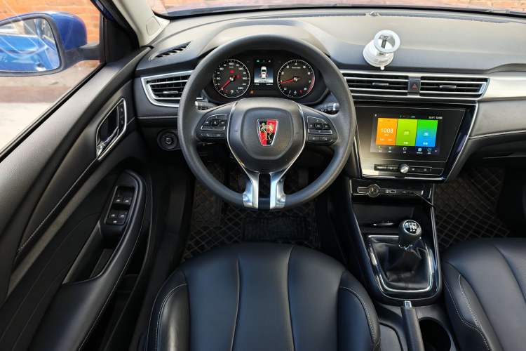 Used Roewe i5 2019 1.5L Manual 4G Connect Leehao Flagship Edition Steering Wheel