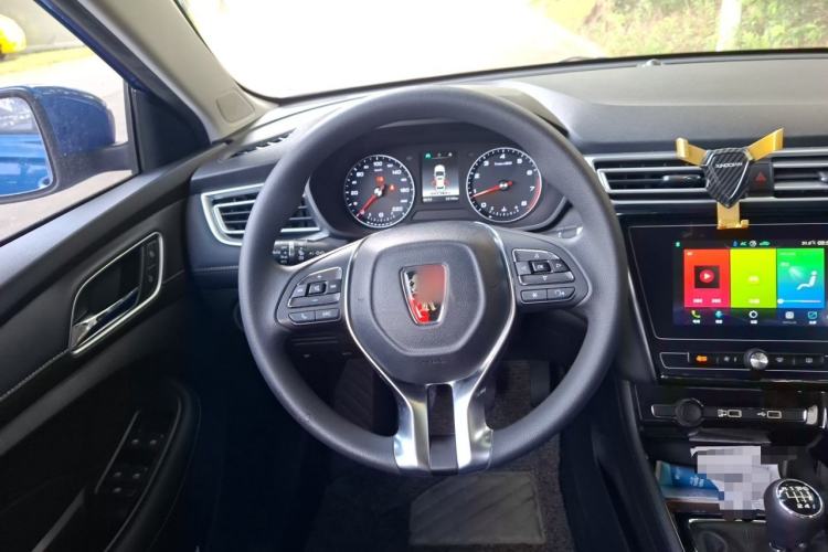 Used Roewe i5 2019 1.5L Manual 4G Connected Langyue Edition Steering Wheel