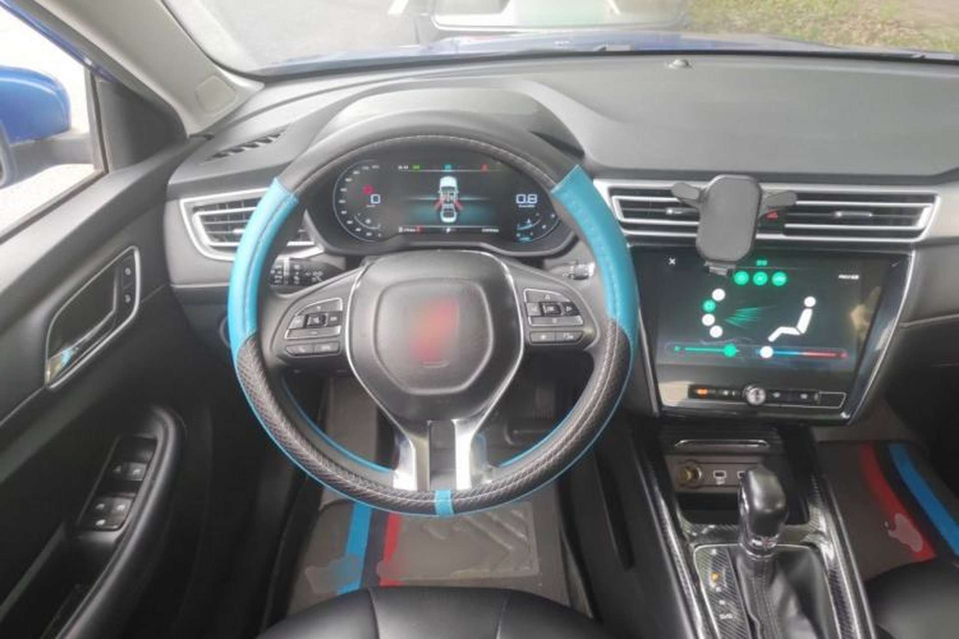 Used Roewe i5 2019 20T Automatic 4G Connect Luxury Flagship Edition Steering Wheel