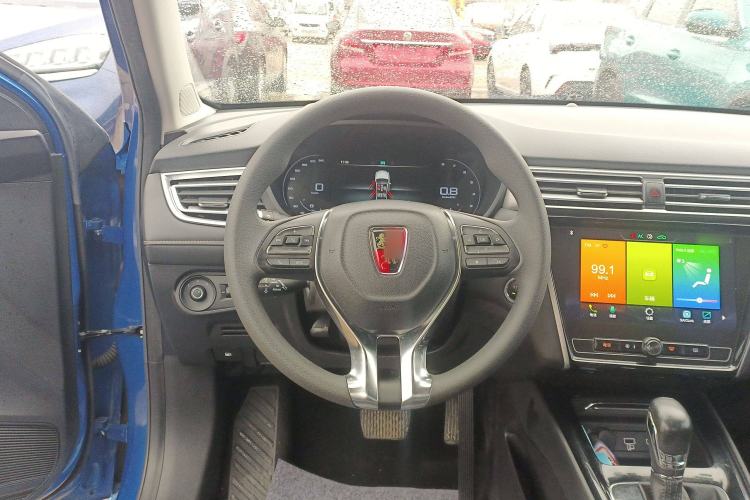 Used Roewe i5 2019 20T Automatic 4G Connect Luxury Flagship Edition Steering Wheel