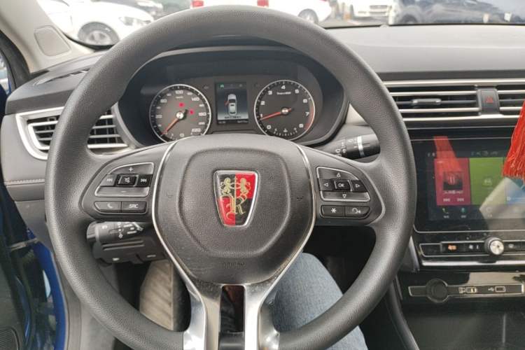 Used Roewe i5 2019 1.5L Manual 4G Connectable Langhao Edition Steering Wheel