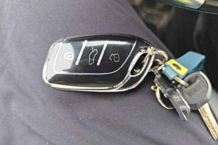 Used Roewe i5 2019 1.5L Manual 4G Connectable Langhao Edition Vehicle Key